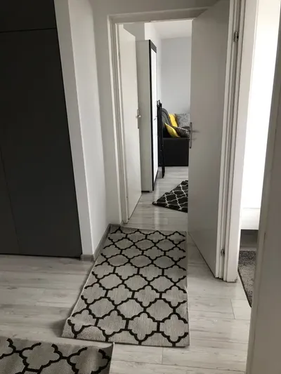 Mieszkanie na wynajem Gdynia centrum Srodmiejscie 2 lokoje balkon winda zadbane - miniatura 3
