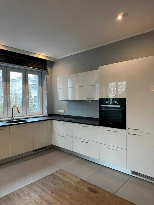 Mieszkanie 2-pokojowe na Grunwaldzie 82 m² - 1/8