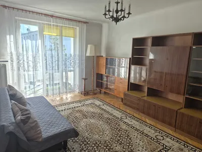 Bezpośrednio wynajmę jasne mieszkanie (dodatkowo ogrzewany garaż) ul. Szaserów - miniatura 3