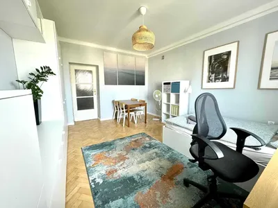 Przytulna kawalerka 25 m² – Jana Pawła II 36, Warszawa – 5. piętro - miniatura 2