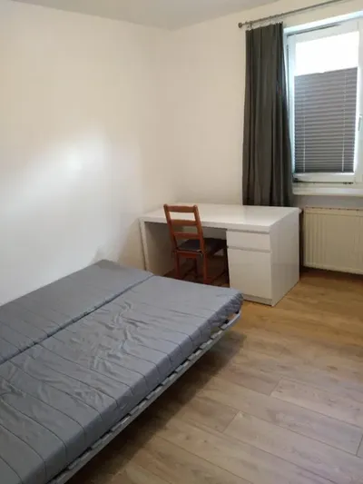 Cichy pokój w centrum dla dziewczyny - miniatura 2