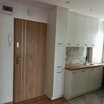 Mieszkanie 2-pokojowe 40m² Nowe Miasto, ul. Cicha - miniatura 2
