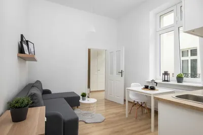 Mieszkanie z osobną sypialnią w Centrum od PAŹDZIERNIKA | Balkon | Karmelicka | Plac Inwalidów | AGH | UKEN | UR - miniatura 2