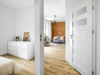Klimatyczne 41m2 w rewitalizowanej kamienicy Praga - miniatura 4
