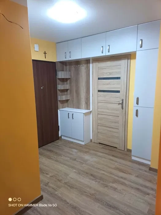 Komfortowe 2-pokojowe mieszkanie z dużym tarasem – Warszawa Anin (blisko PKP/SKM) - 1/8