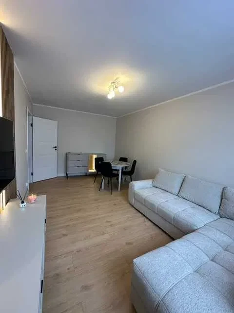 Wynajmę mieszkanie 32 m², Os. Kaliny, po remoncie, od zaraz, bez pośredników - 1/8