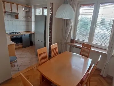 Klasyczne, przestronne 2 pokoje (56 m²) w kamienicy przy Metrze Stare Bielany - miniatura 2