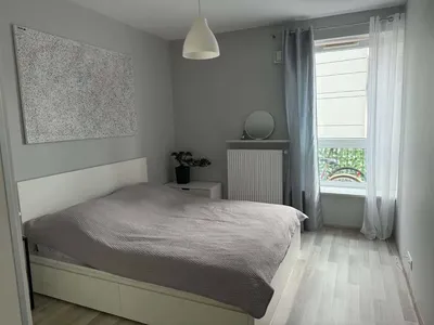 Wynajmę ładne 2-pokojowe mieszkanie z balkonem na nowoczesnym osiedlu "Nowa Saska Kępa"