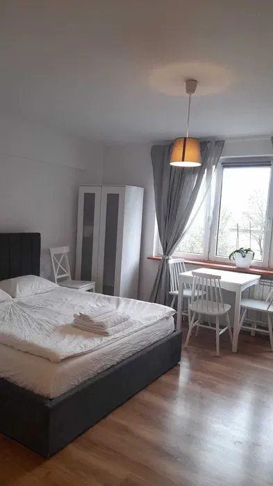 Kawalerka do wynajecia ul. Stawki, róg Al. Jana Pawła II - miniatura 2