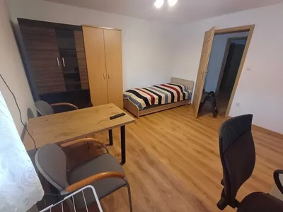 pokój jednoosobowy ul. Rączna Kraków - miniatura 2