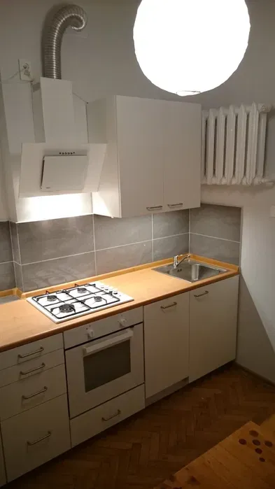 Wynajmę pokój z balkonem na Żoliborzu - ul. Mickiewicza 19 - miniatura 5