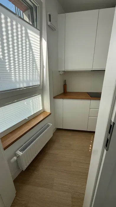 Nowoczesna kawalerka z balkonem – Wólczyńska 121 - miniatura 3