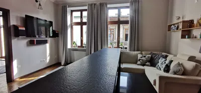 Do wynajecia apartament vis a vis wawelu 80 m2 -komfortowy 1 piętro, 2 łazienki, 2 sypialnie, salon