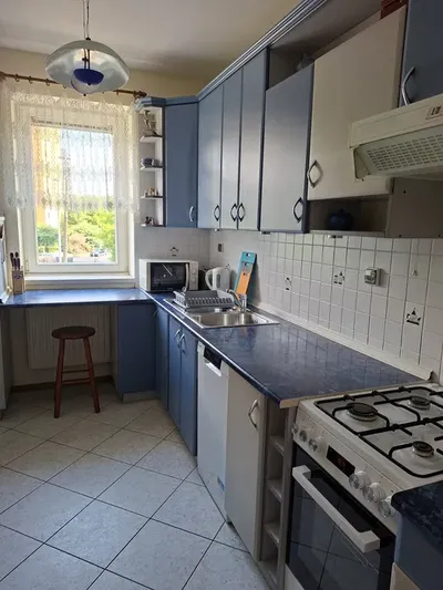 Duże 2-pokojowe mieszkanie na Gocławiu do wynajęcia - miniatura 5