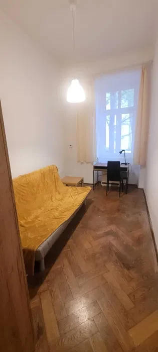 Mieszkanie dla 3 studentek - 1/5