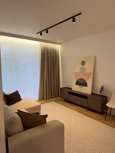 Wynajme mieszkanie wawer 40m2 - miniatura 2
