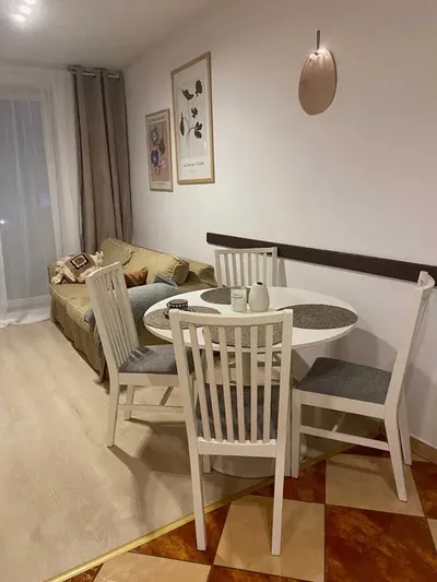 Mieszkanie 38 m² – Wrocław, Krzyki, ul. Prądzyńskiego - parter, umeblowane, miejsce parkingowe - miniatura 4