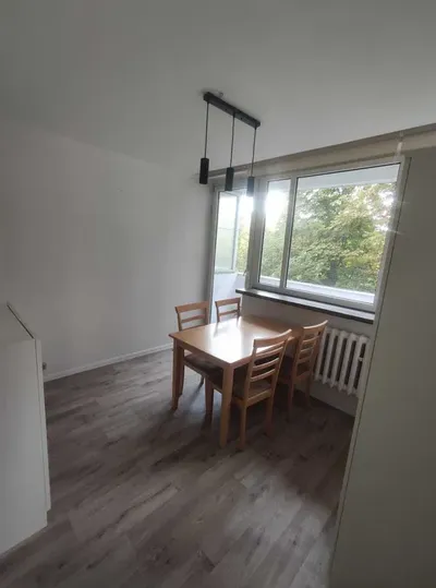 Mieszkanie 3 pokojowe Katowice os. Tysiąclecia - miniatura 2