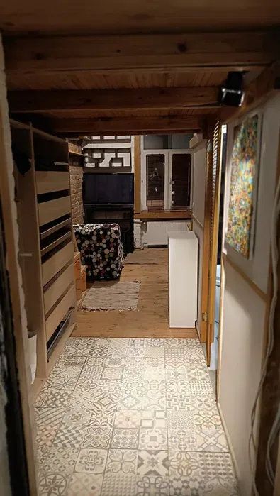 Kawalerka na Starej Pradze obok Metra od listopada - miniatura 3