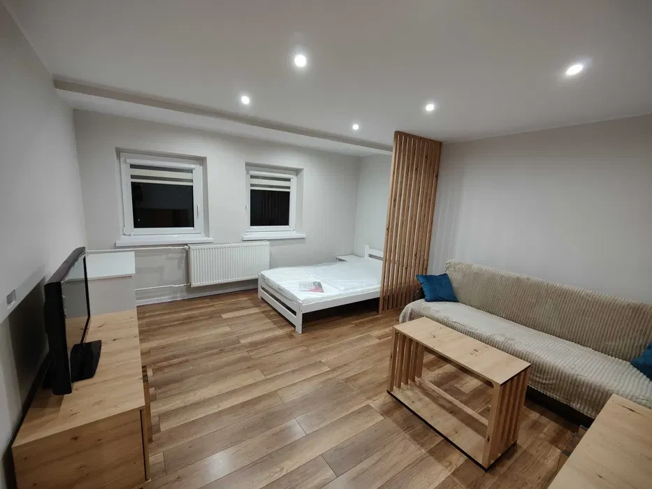 Ugorek 1 | Duża kawalerka 35 m² (osobna kuchnia + jadalnia) | MPEC | Odświeżone | Ostatnie piętro - 1/16