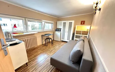 Maklakiewicza-Mokotów-1 pok-20m-idealnie ciche-miejsce postojowe - miniatura 3