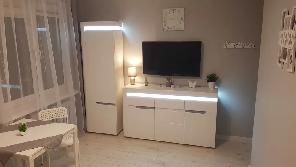 Wynajmę Kawalerkę w centrum osiedla Gdynia Witomino - 1/8