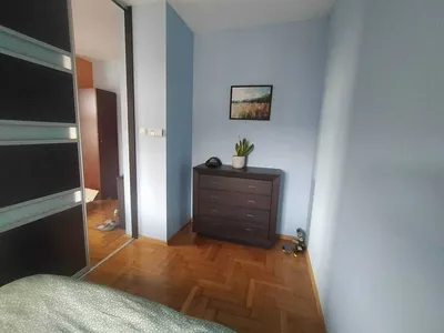 Jasne mieszkanie 49 m² w sercu Kazimierza z pięknym widokiem - miniatura 5
