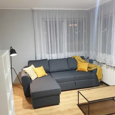 Duża kawalerka w bardzo dobrze skomunikowanej lokalizacji - miniatura 3