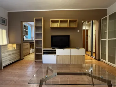 Wynajmę mieszkanie 36mkw 2 pokoje III piętro bez windy Łódź-Dąbrowa - miniatura 2