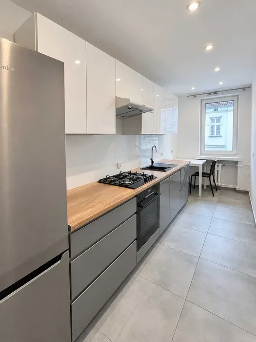 Stare Podgórze | 3 osobne pokoje po remoncie | 59 m² | opcja garażu - 1/8