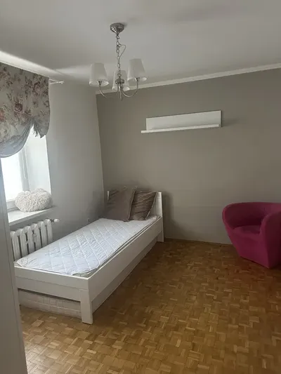 Wynajmę pokój w Krakowie Mogilska 19 - miniatura 2