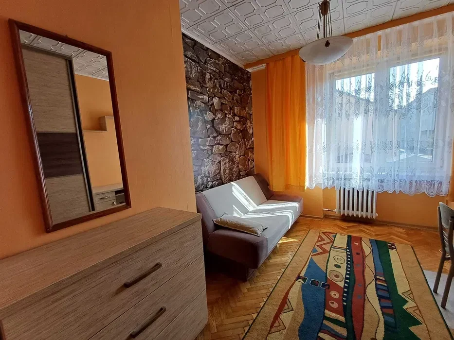 Pokój przy Podleśnej - 1/5