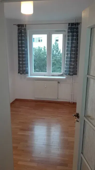 3 pokoje 1 piętro, kampus UAM, Batorego, Las - miniatura 4