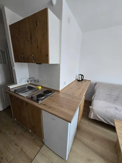 Kawalerka Gdynia Witomino 17 m2 do wynajęcia - miniatura 3