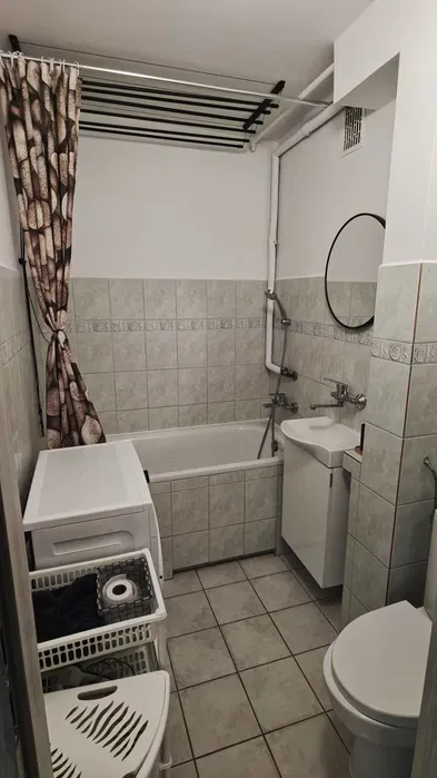 Przytulna kawalerka do wynajęcia w Krakowie - miniatura 4