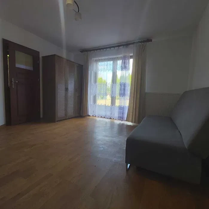 Kawalerka , blisko ul. Nałęczowskiej - 1/4