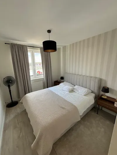 Mieszkanie 4- pokojowe z balkonem os. Majowe na wynajem - miniatura 4