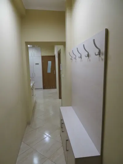 Ładny Pokój do wynajęcia ŚRÓDMIEŚCIE - Starówka 1550 zl Ciche i spokojne miejsce ! - miniatura 4