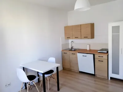 2-pokojowe mieszkanie Kraków Radzikowskiego - miniatura 2