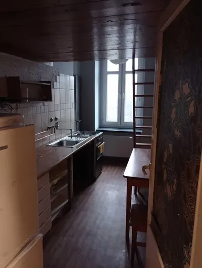Wynajmę kawalerkę 30 metrów 1250 zł - miniatura 3