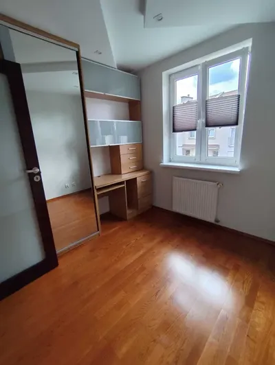 Mieszkanie bezpośrednio do wynajęcia, po remoncie, jasne 60 m2, 3 pokoje, klimatyzacja, przy tramwaju - Kuźnicy Kołłątajowskiej - miniatura 4
