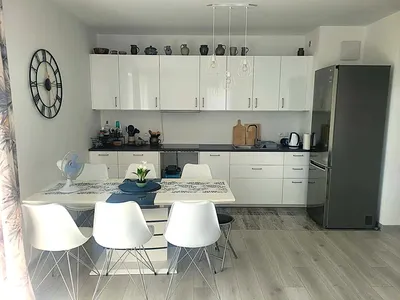 Komfortowe 3 pokojowe mieszkanie z garderobą i balkonem - miniatura 2