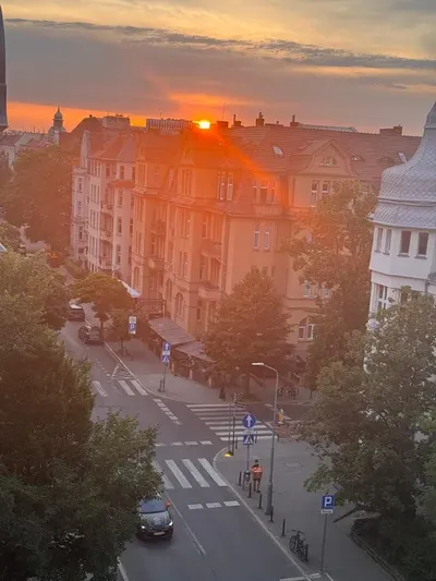 Bezpośrednio śliczne 2 pokoje Top lokalizacja, hala - miniatura 5