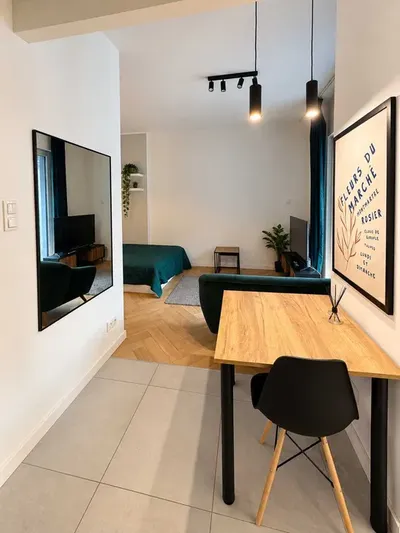 Studio apartament z łóżkiem | blisko centrum | klimatyzacja | balkon - miniatura 4