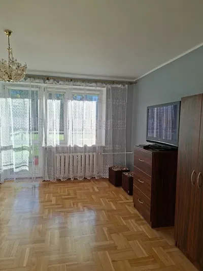 Do wynajęcia Duży pokój 20m2 (moze byc 2 osobowy) wraz z balkonem (6m2) ul. Krakusa 1 os. Mieszka I Rzeszów - miniatura 2