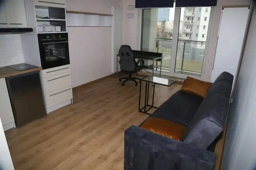 ŁÓDŹ .Do wynajęcia idealna kawalerka dla studentów w Łodzi. Osiedle PRIMO 2 ul. Tramwajowa 17B ŁÓDŻ FABRYCZNA SAMO CENTRUM - 1/8