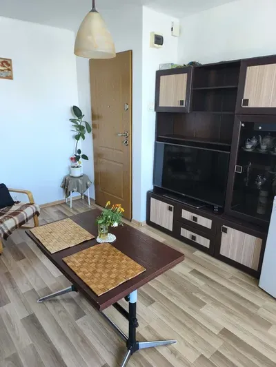 Wynajme mieszkanie kawalerka 25m2 - miniatura 3