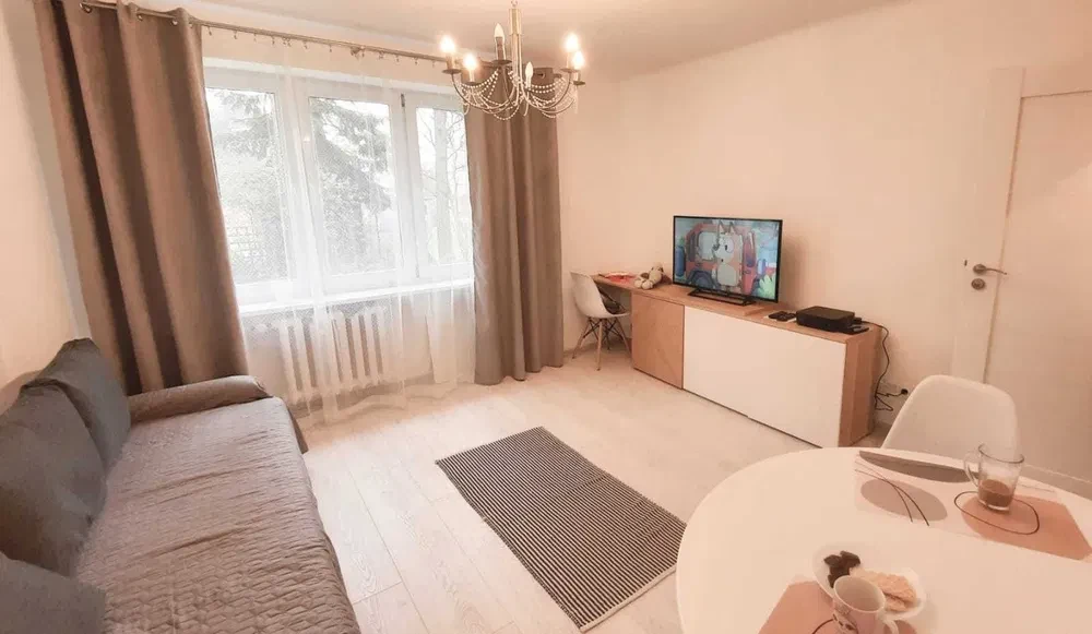 2 pokojowe z oddzielną kuchnią - 1/8
