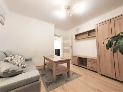 2 oddzielne pokoje 32m2, niezależna kuchnia-HALA WOLA- ul. Synów Pułku - miniatura 2