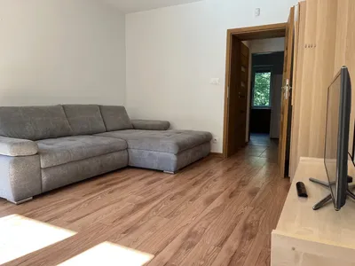 Wynajmę 2-pokojowe mieszkanie w Krakowie - miniatura 4